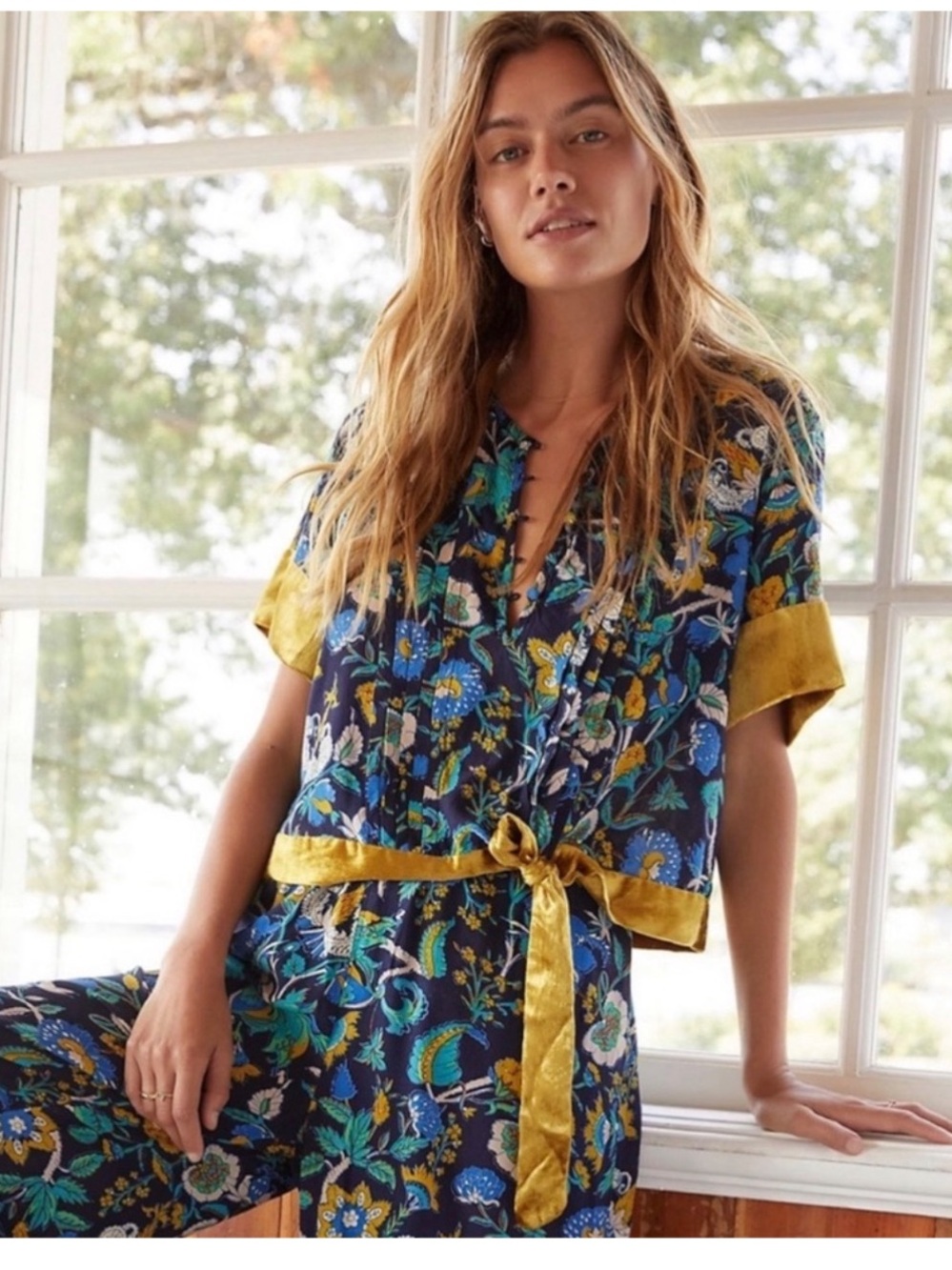 Anthropologie Clara Floral Blue Gold Velvet Trim Pajama Lounge Sleep Top Shirt S